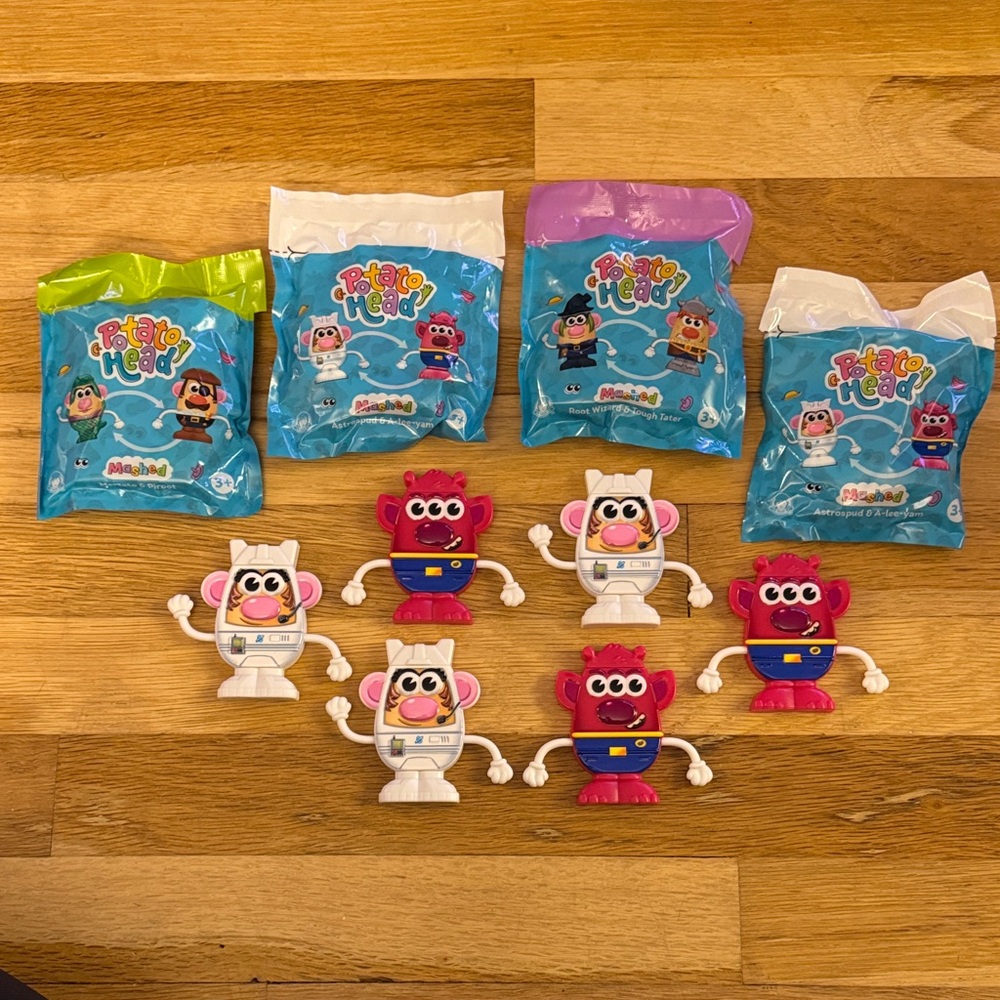 Bundle of 7 - Wendy’s Mix & Match Potato Head Toy Set